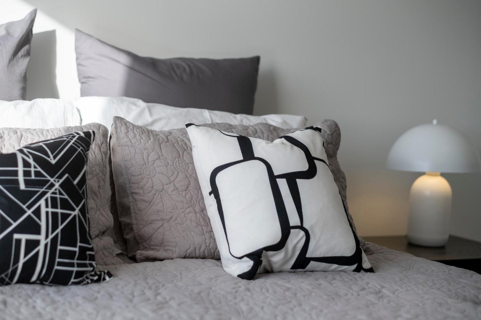 Luxury 2 Bed Townhome In Cbd Christchurch Zewnętrze zdjęcie