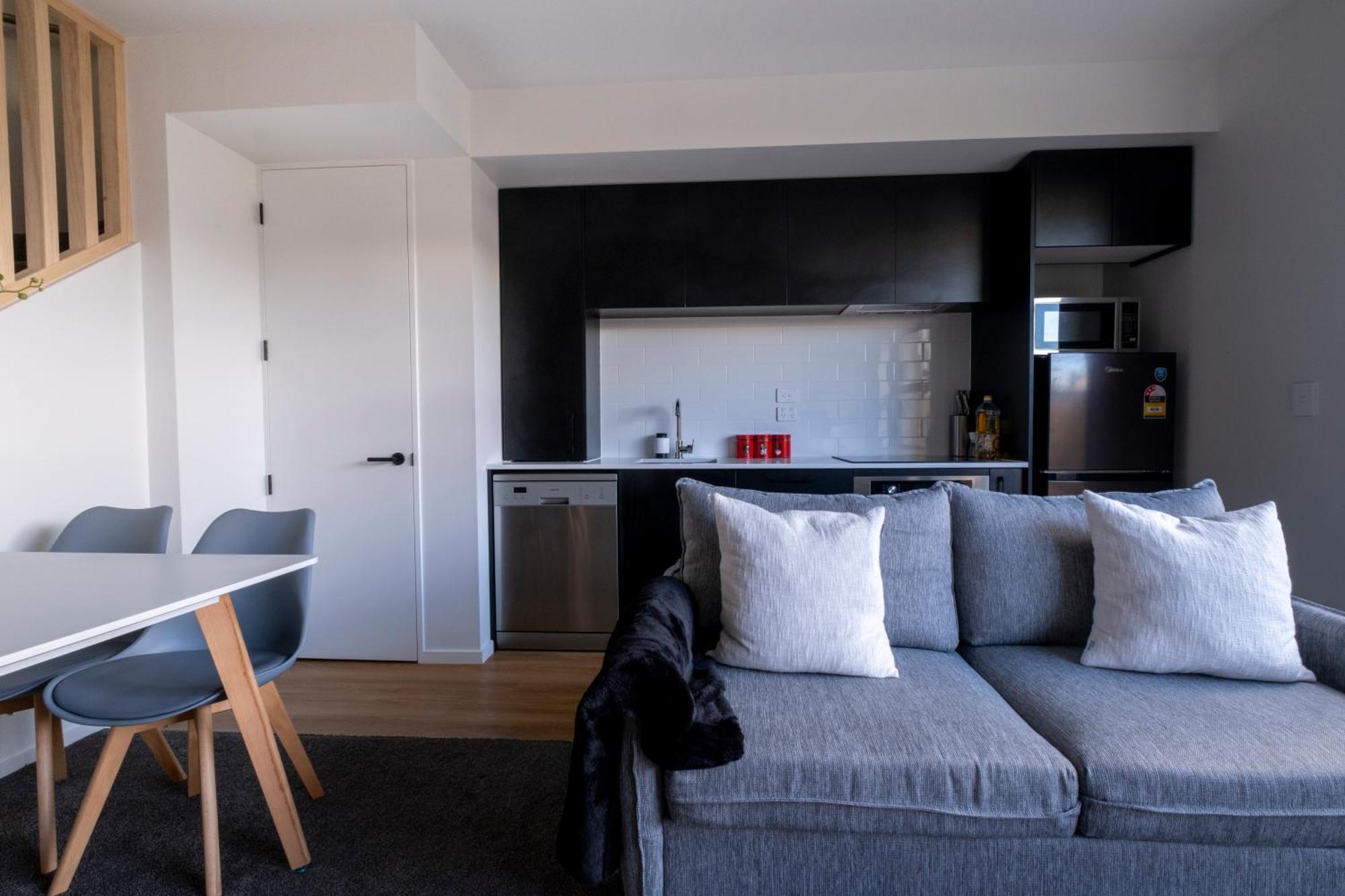 Luxury 2 Bed Townhome In Cbd Christchurch Zewnętrze zdjęcie
