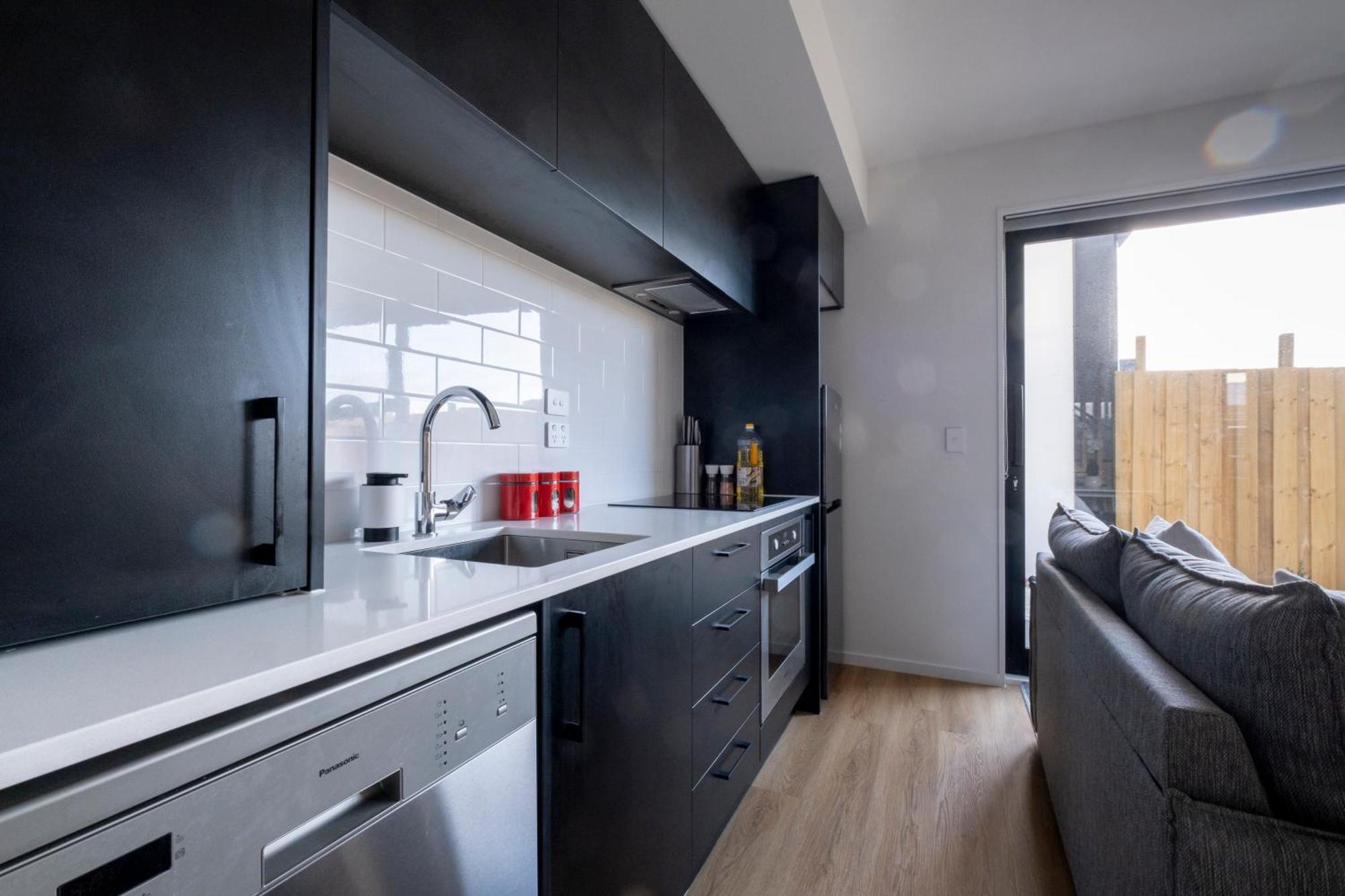 Luxury 2 Bed Townhome In Cbd Christchurch Zewnętrze zdjęcie