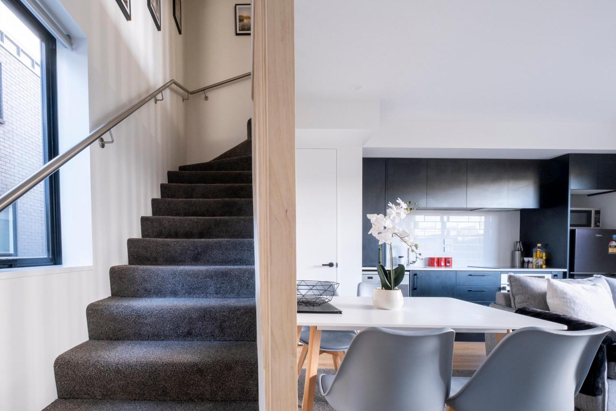 Luxury 2 Bed Townhome In Cbd Christchurch Zewnętrze zdjęcie