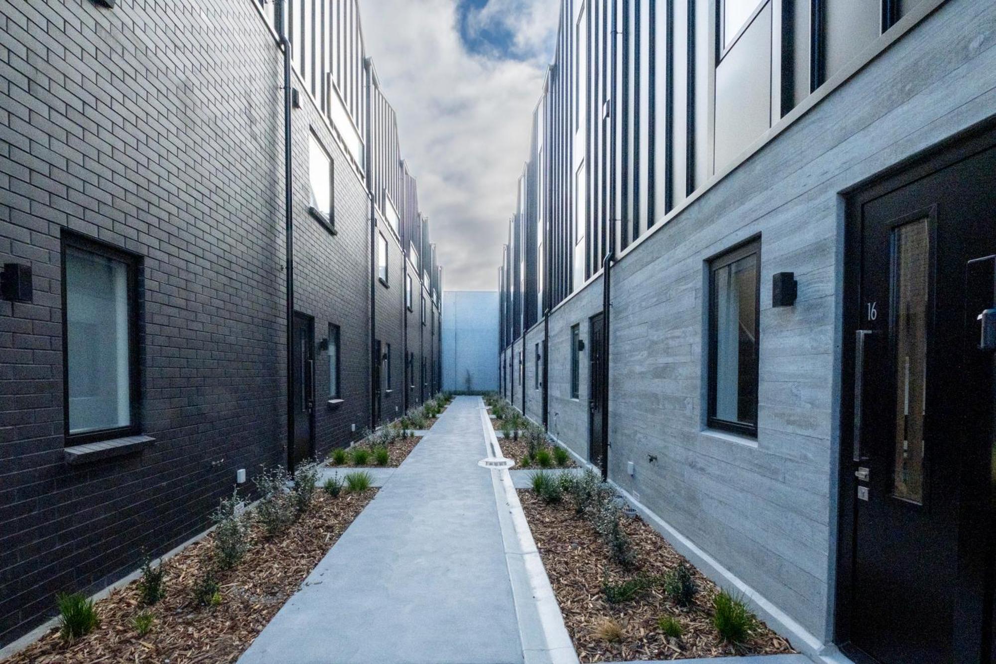 Luxury 2 Bed Townhome In Cbd Christchurch Zewnętrze zdjęcie
